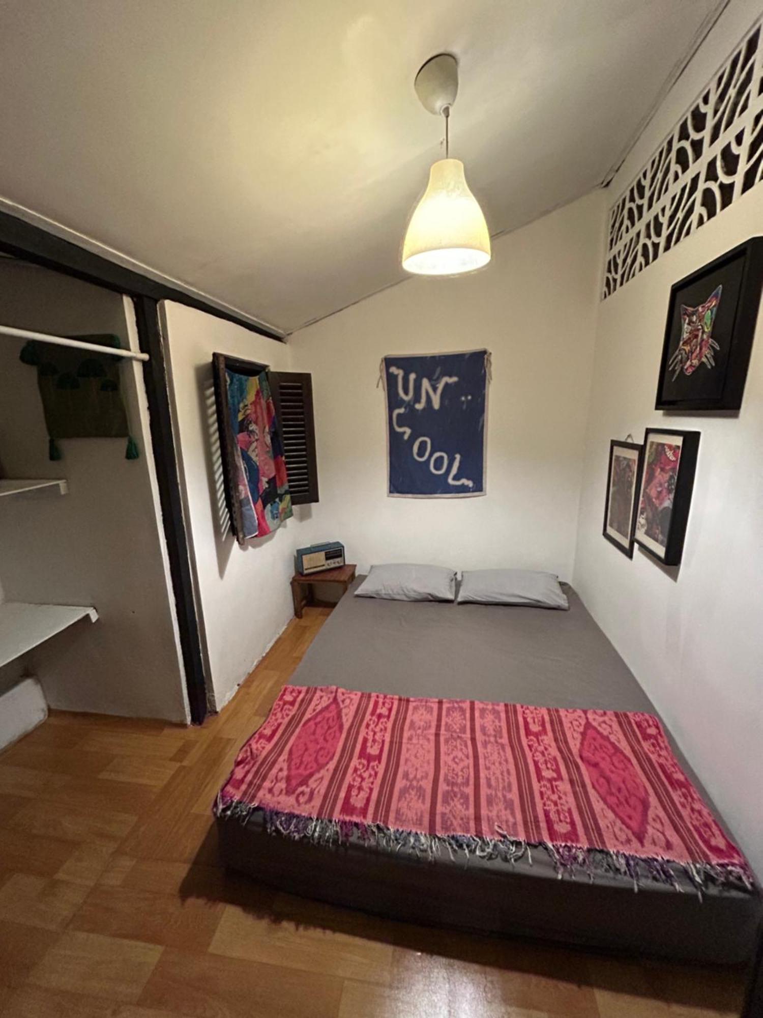 Losmanos Hostel Джокьякарта Экстерьер фото